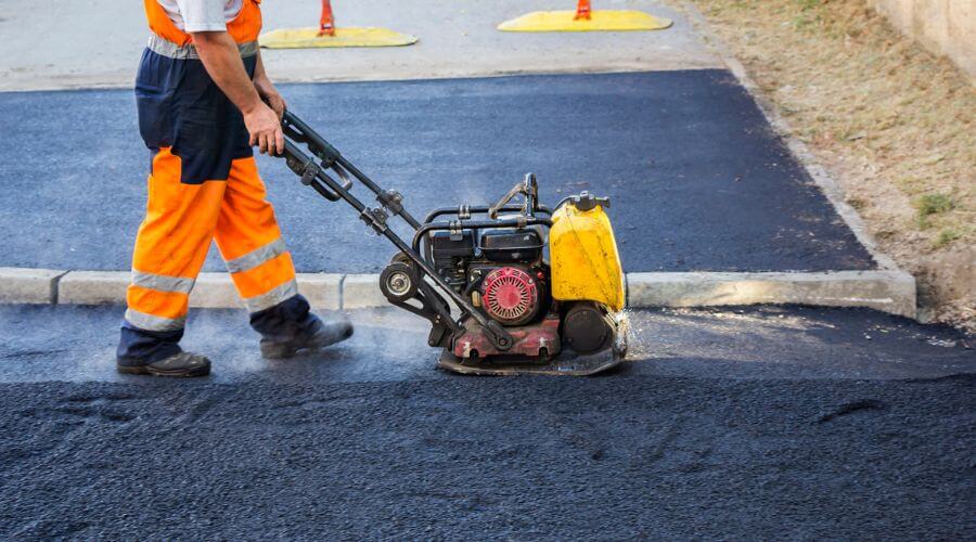 Professional gutter cleaning in Iona, ID